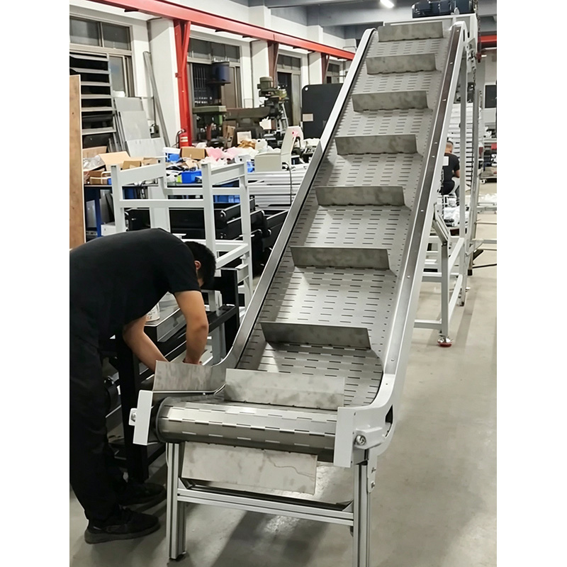 304不锈钢爬坡输送线